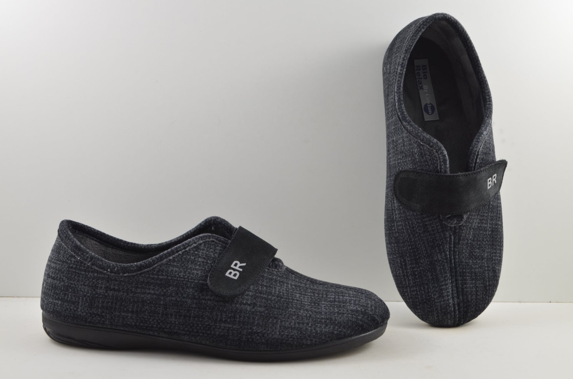 Zapatillas de casa cerradas hombre 13713.2 ZOILO NEGRO