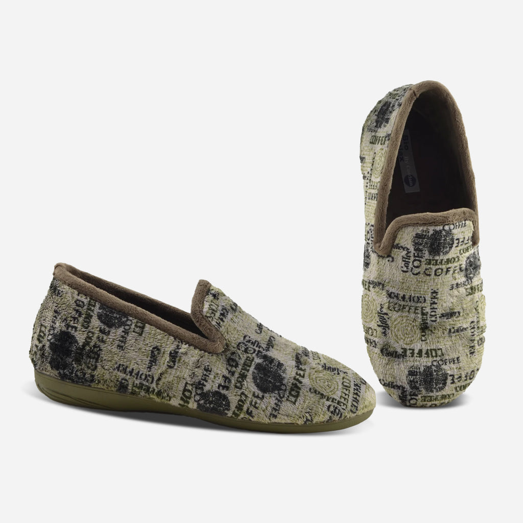 Zapatillas de casa cerrada hombre 13717.2 EDU KAKI